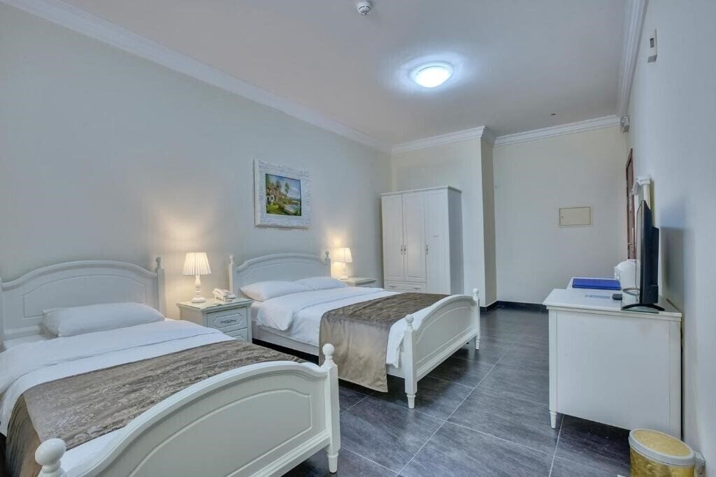 Вид Royal Hotel Sharjah 3*