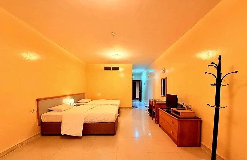 Вид Al Buhaira Hotel Apartments апартаменты