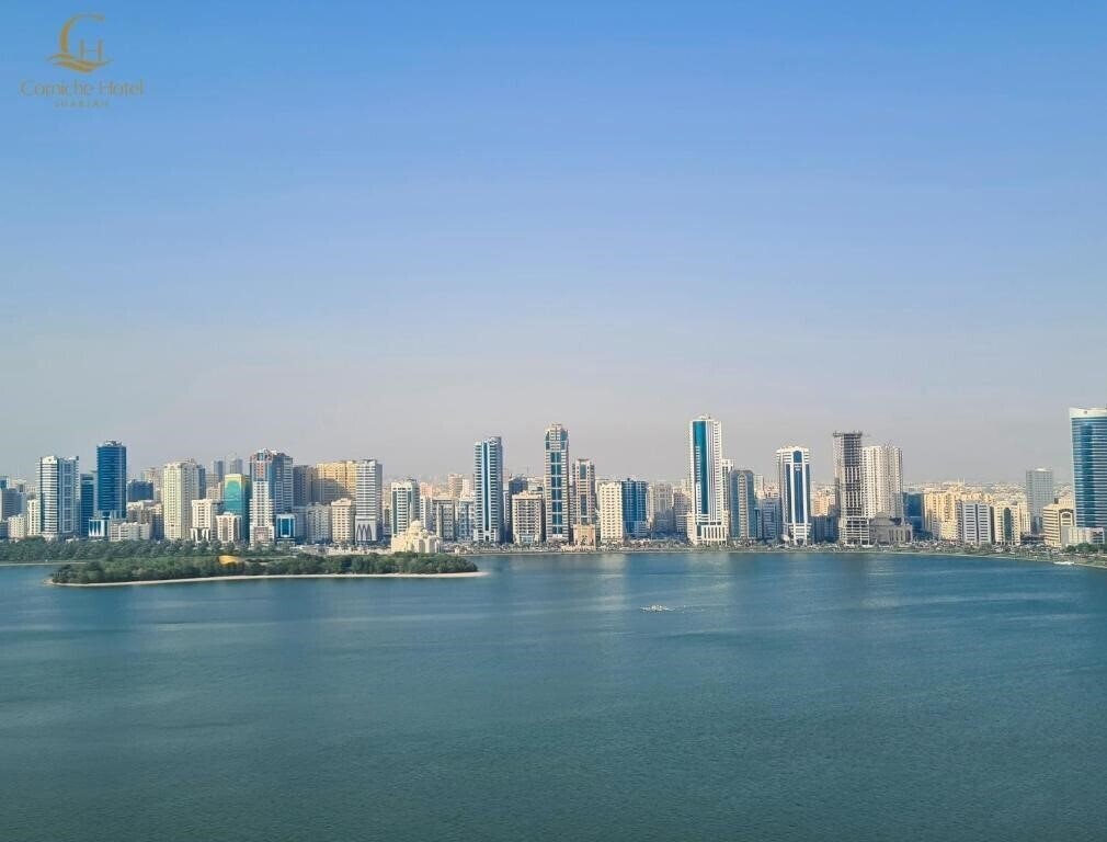 Вид Corniche Hotel Sharjah (ex. Hilton Sharjah, Millenium Hotel Sharjah) 5*