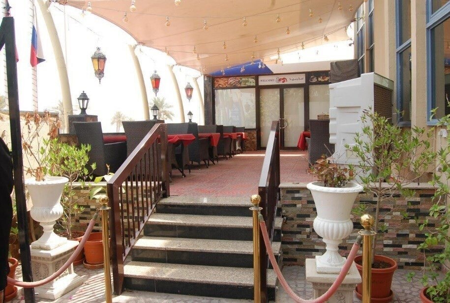 Вид Al Amwaj Hotel 2*