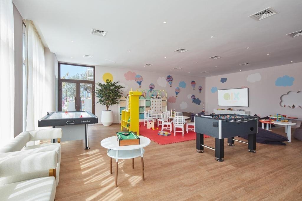 Вид Vida Beach Resort Umm Al Quwain 5*