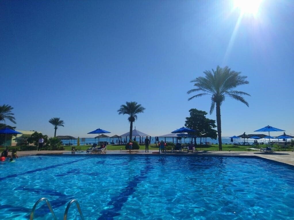 Панорама Flamingo Beach Resort 3*