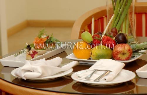 Панорама Golden Tulip Seeb 4*