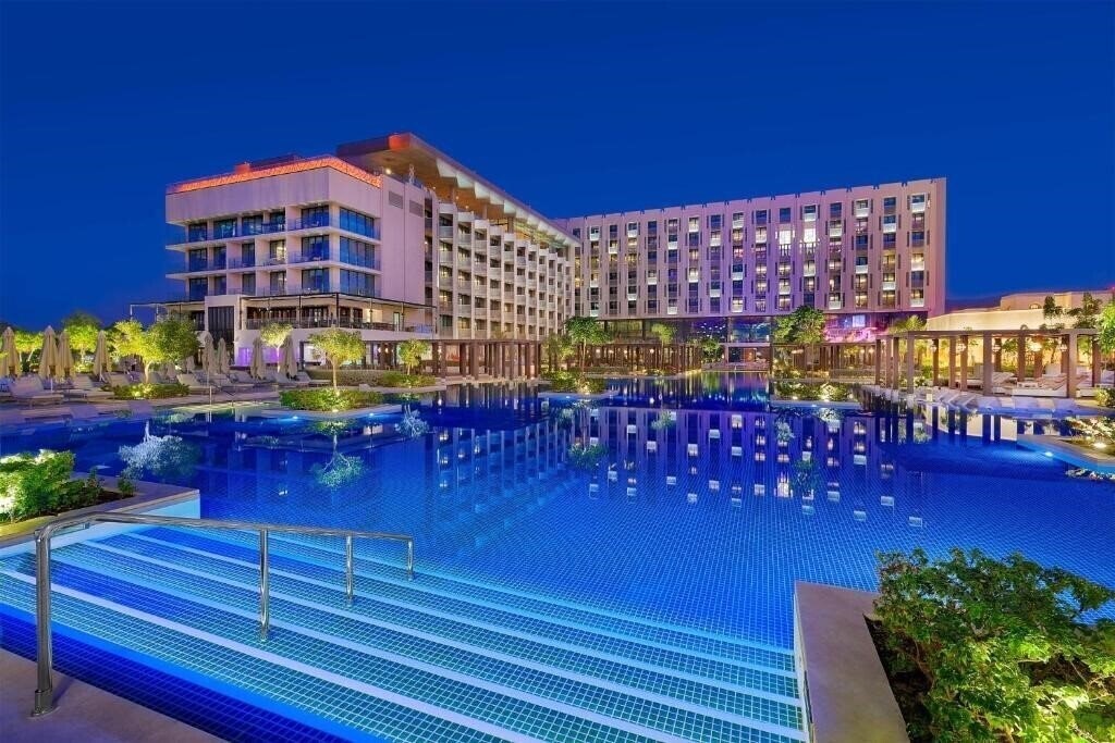 Отель W Hotel Muscat 4*