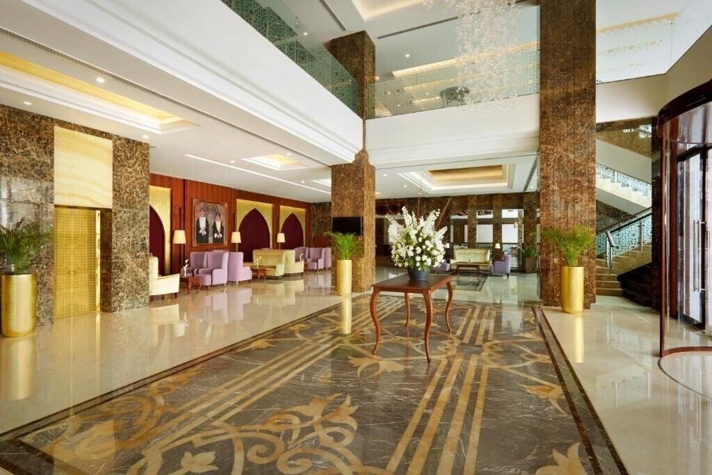 Территория Royal Tulip Muscat 4*