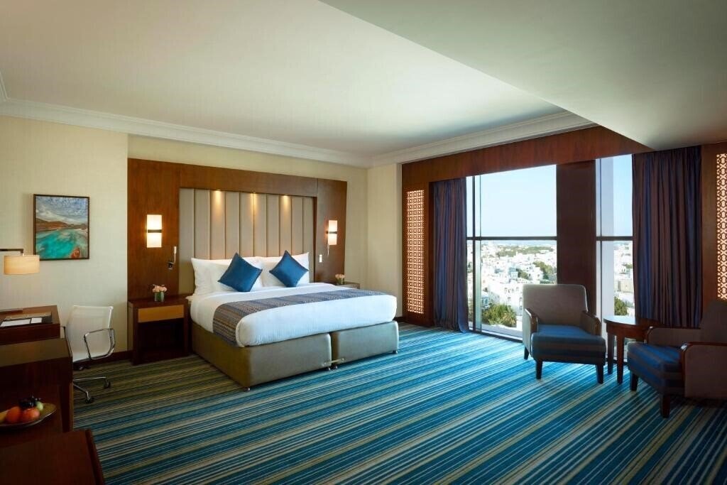 Апартаменты Royal Tulip Muscat 4*