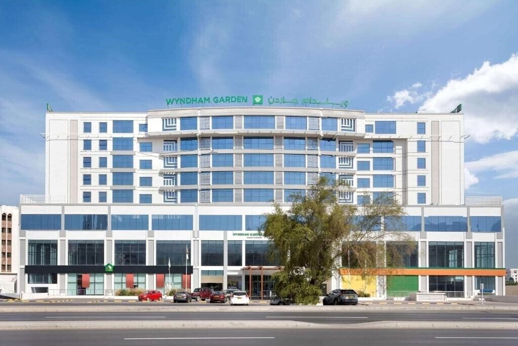 Панорама Wyndham Garden Muscat Al Khuwair 4*