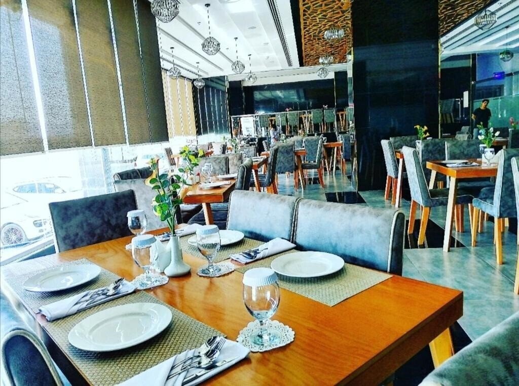 Фотография Parkside Plaza Hotel 3*