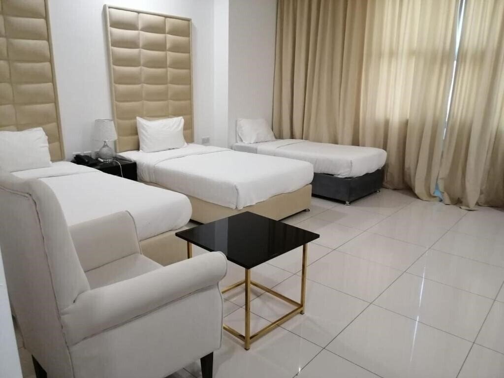 Вид Parkside Plaza Hotel 3*