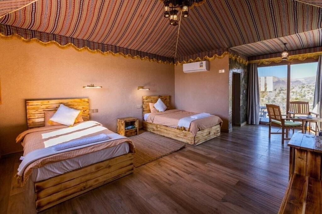 Фото Jebel Shams Resort 3*