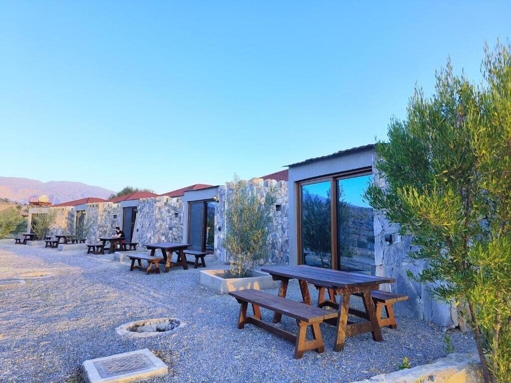 Территория Jebel Shams Resort 3*