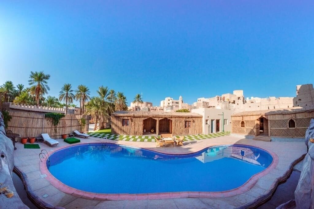 Фотография Antique Inn 3*