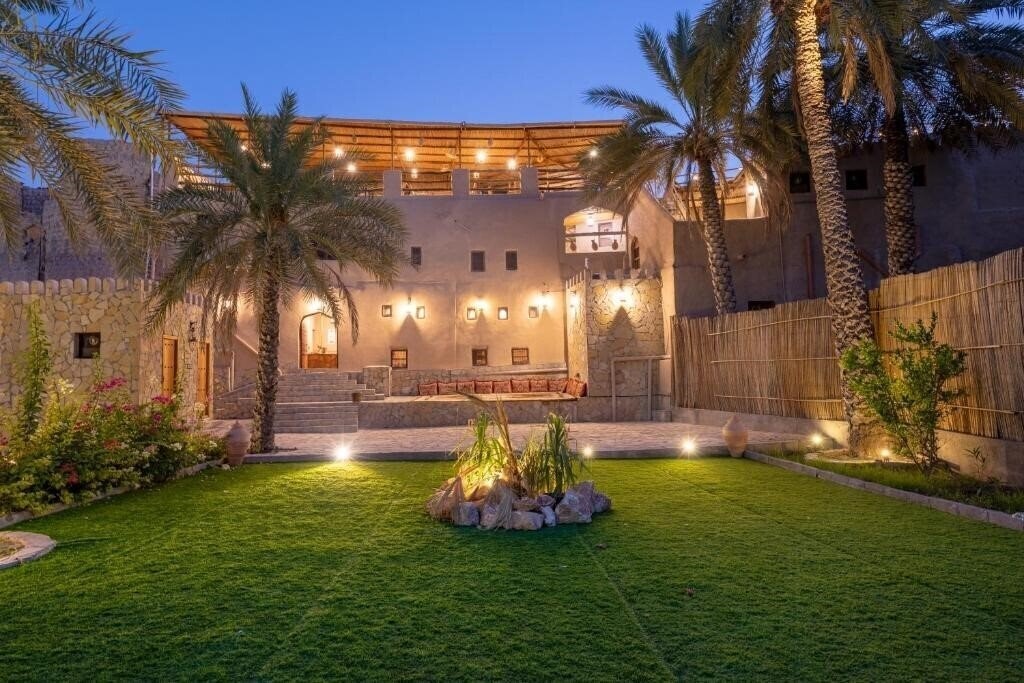 Территория Antique Inn 3*