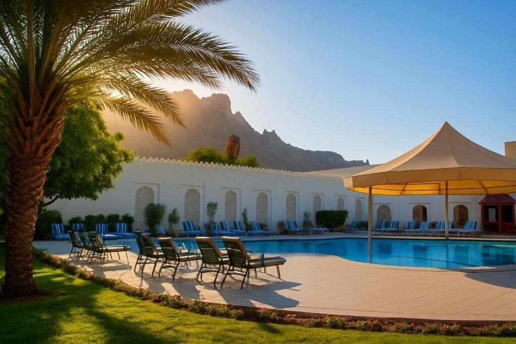 Отель Falaj Daris Hotel 4*
