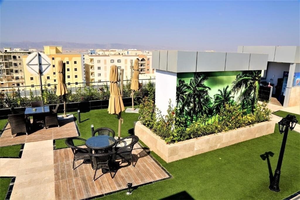 Вид Al Dyafa Hotel Suites 4*