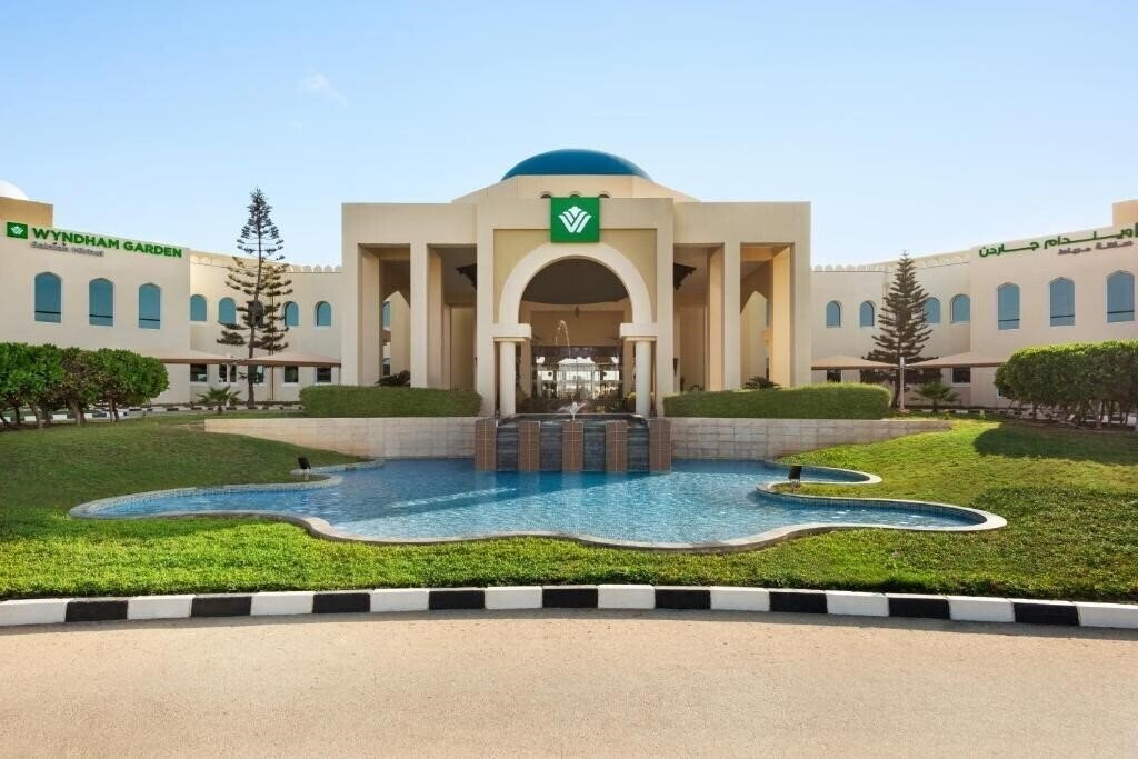 Панорама Wyndham Garden Salalah Mirbat Resort 5*