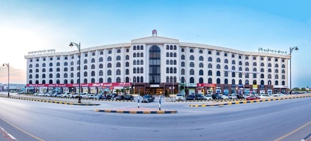Панорама Hamdan Plaza Hotel 3*