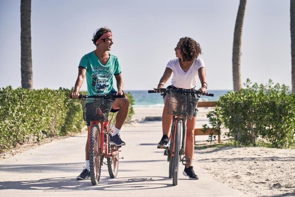 Вид The Club By Fanar 5*