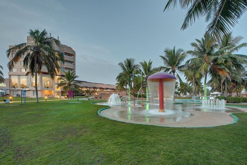 Картинка Crowne Plaza Resort Salalah 5*