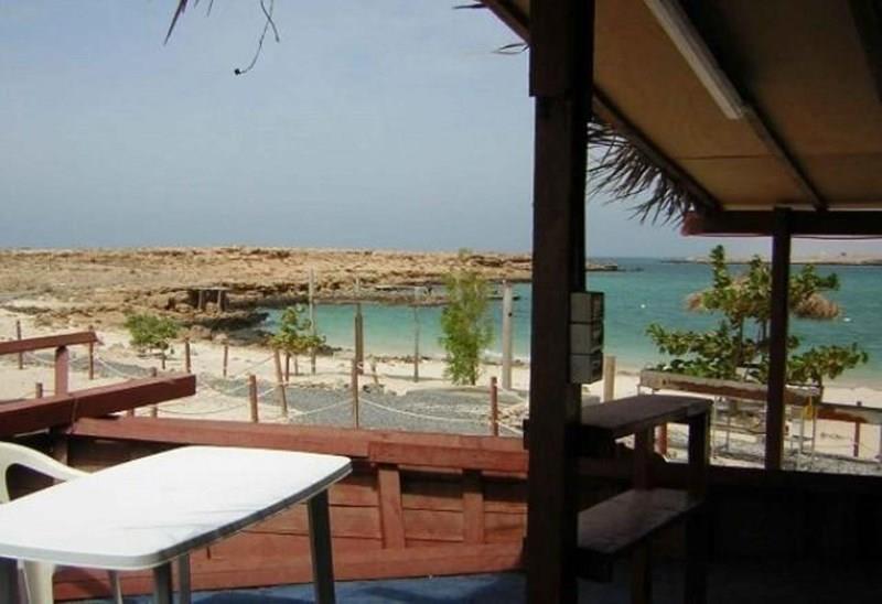 Территория Ras Al Hadd Beach Hotel 2*