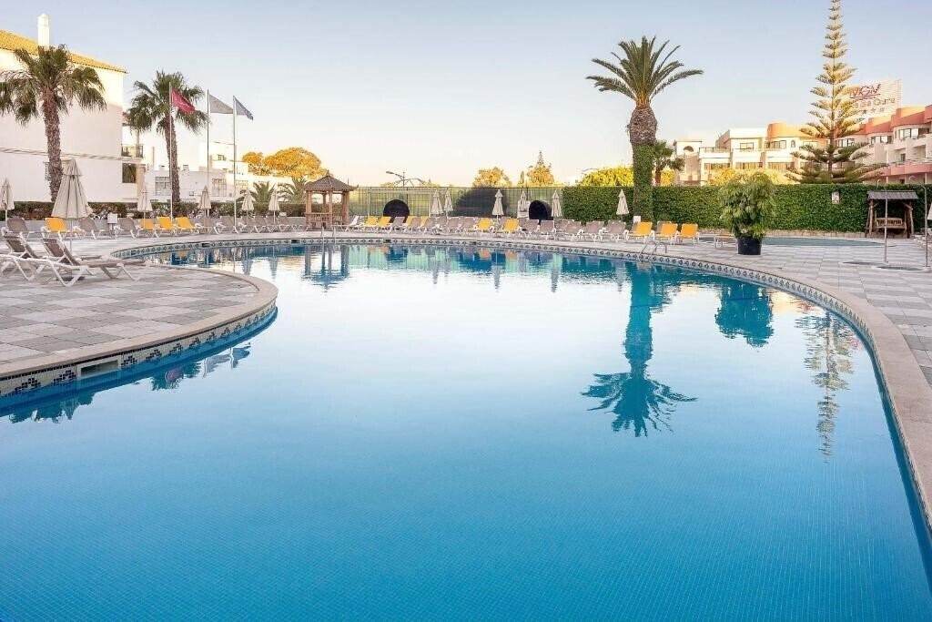 Вид Muthu Oura Praia 4*