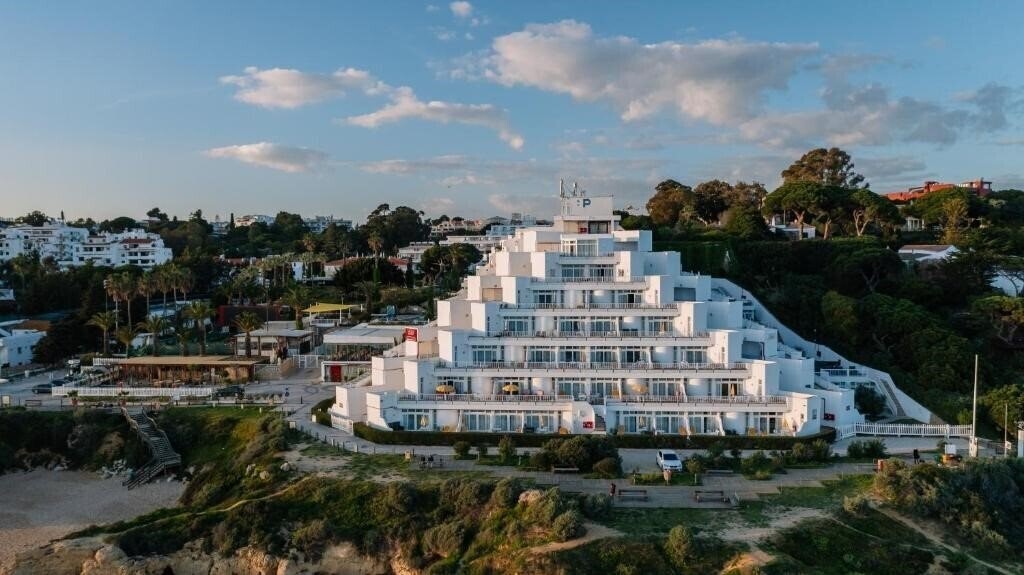 Картинка Monicca Collection Suites & Residences 4*