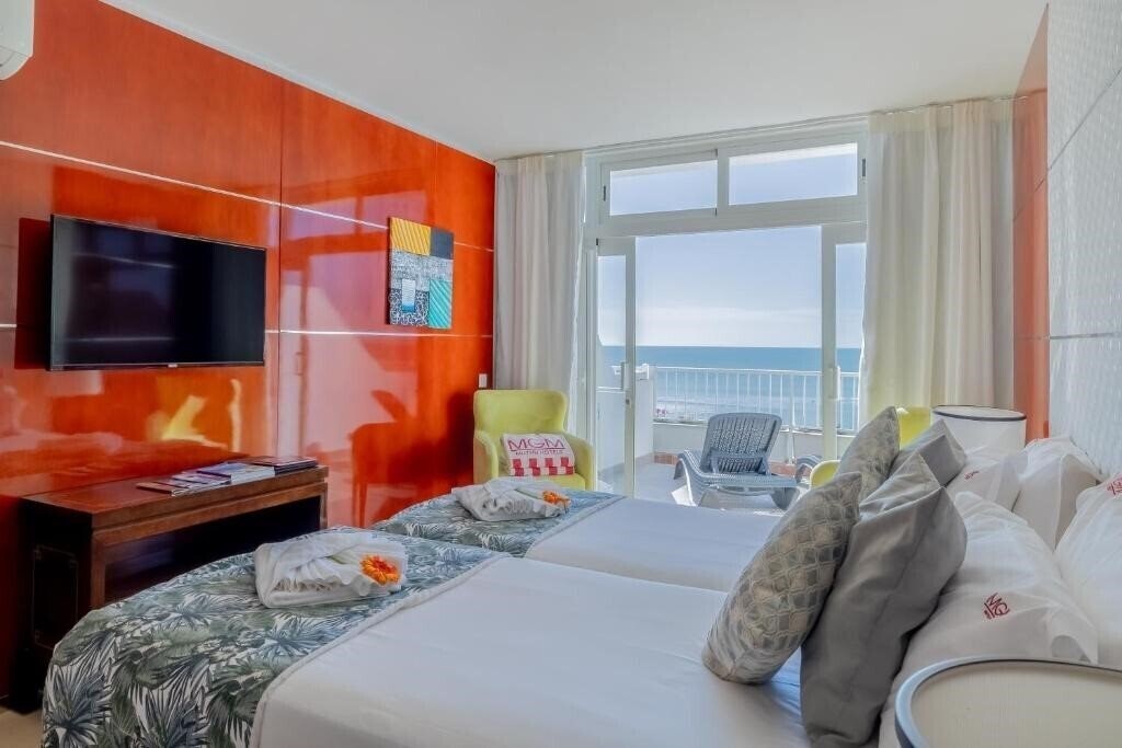 Панорама Monicca Collection Suites & Residences 4*
