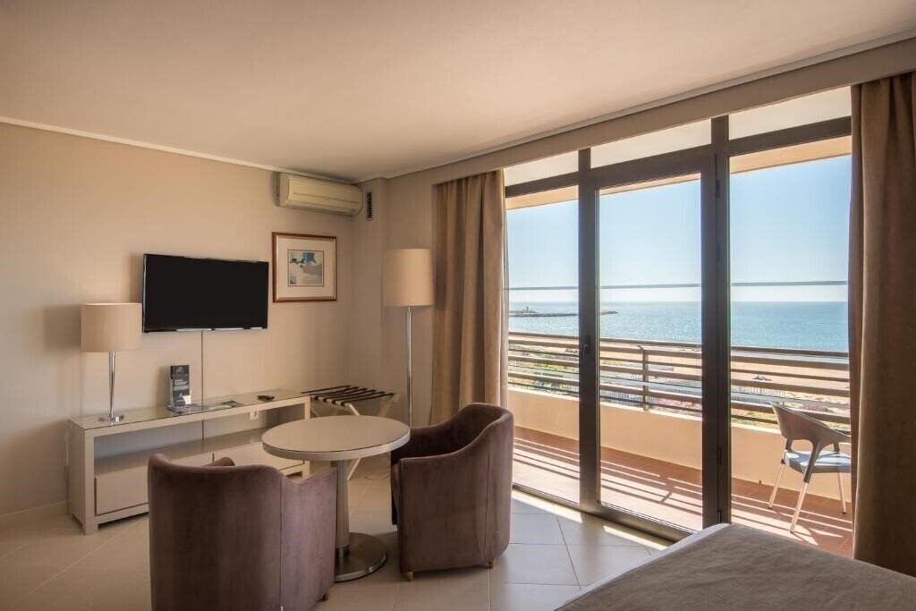 Вид Vila Gale Ampalius 4*