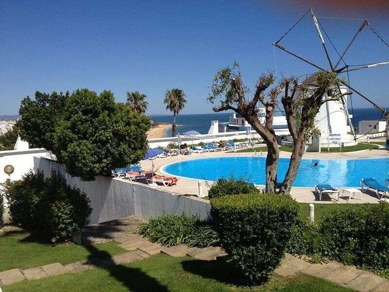 Готель Alto Do Moinho 3*