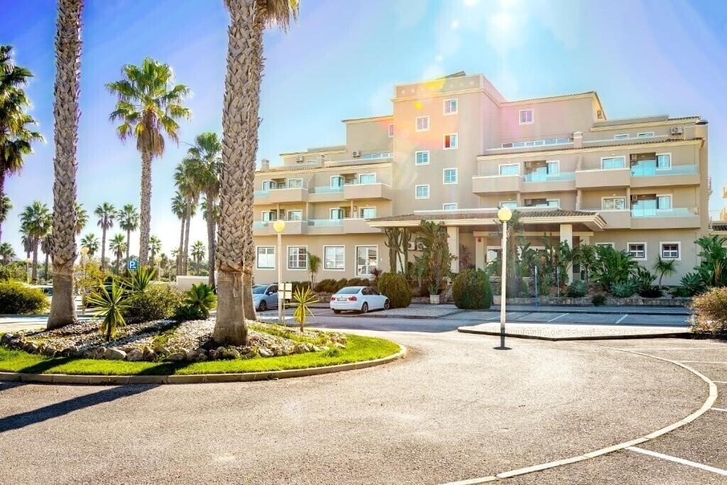 Територія Vitor'S Plaza Resort 4*