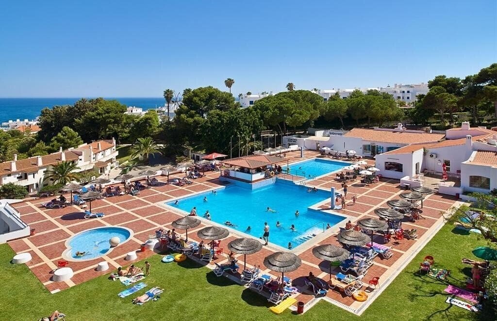 Готель Albufeira Jardim 3*