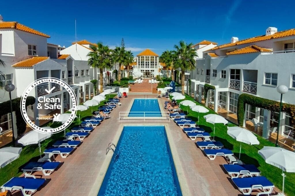Отель Ouratlantico 3*