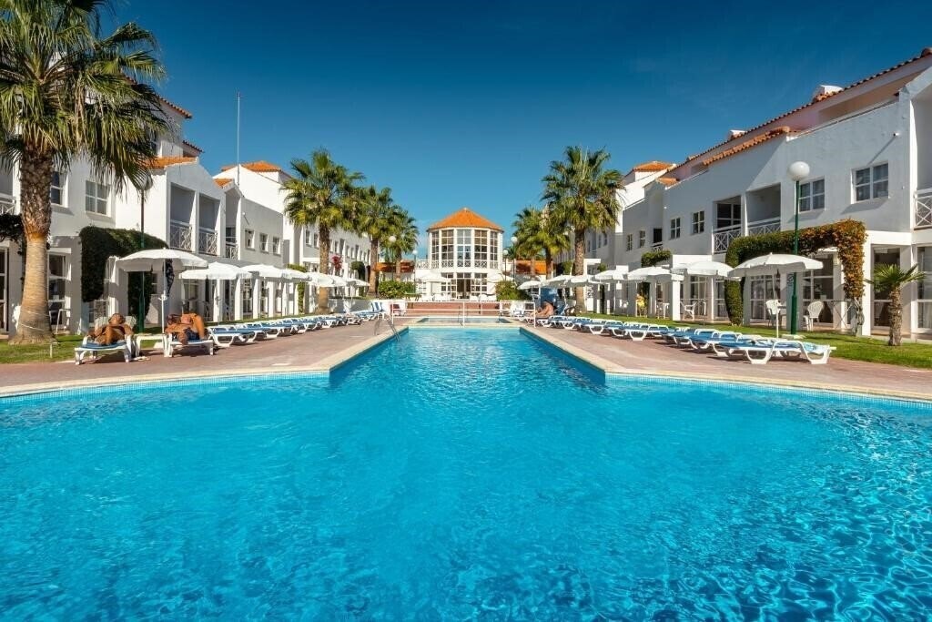 Территория Ouratlantico 3*
