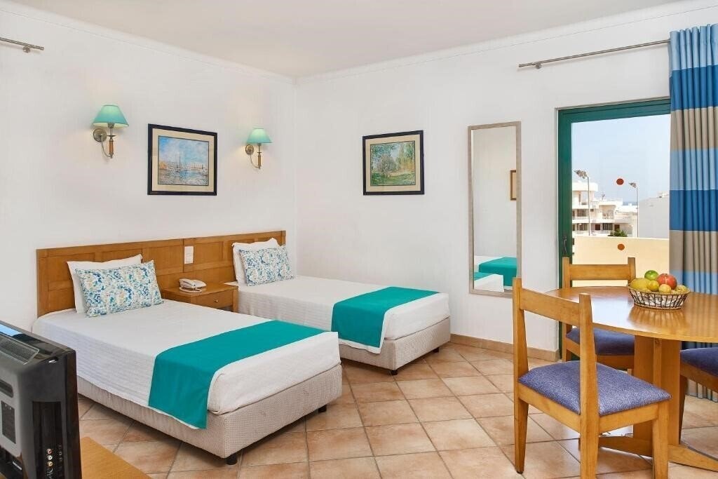Фото Oceanus 3*