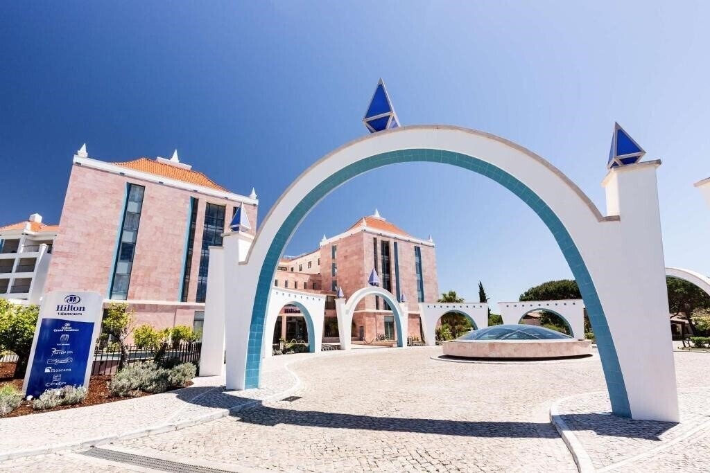 Панорама Hilton Vilamoura As Cascatas Golf Resort & SPA 5*