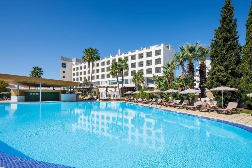 Отель Maria Nova Lounge Hotel 4*