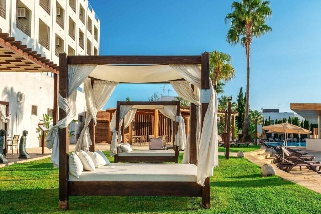 Вид Maria Nova Lounge Hotel 4*