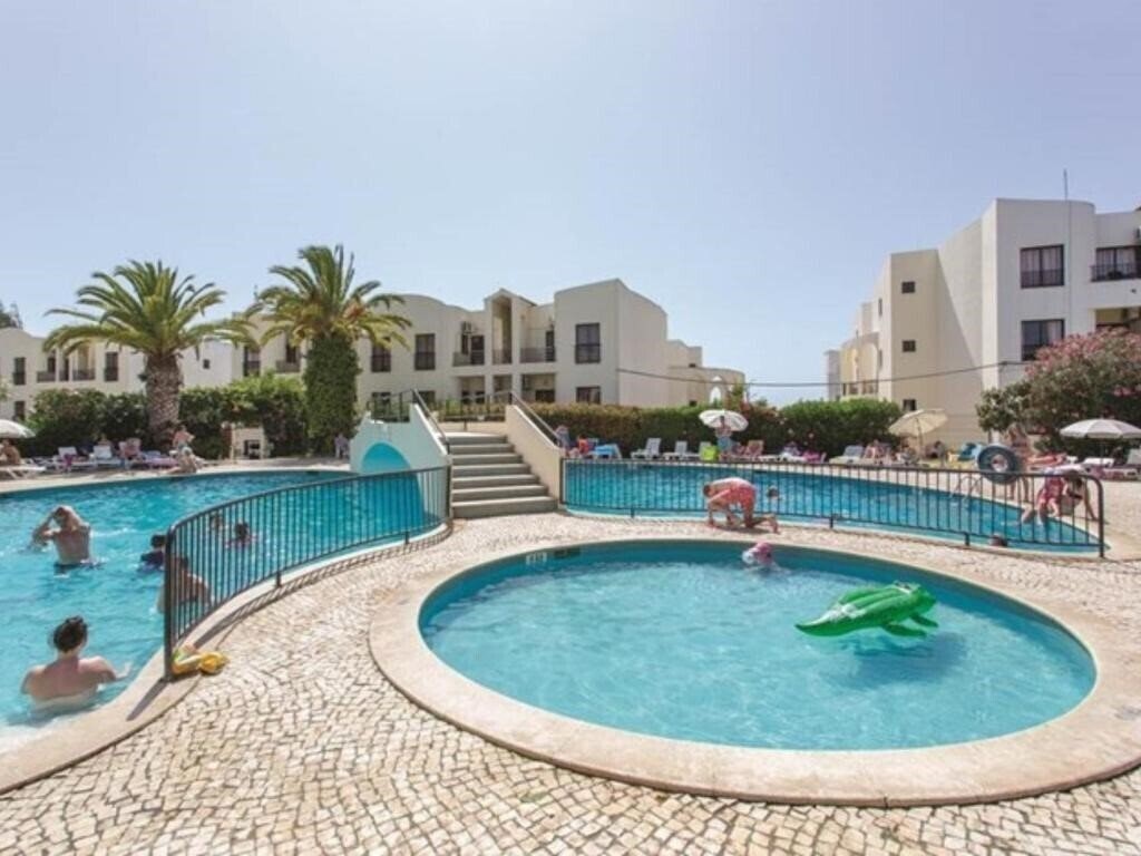 Територія Club Alvor Ferias 3*