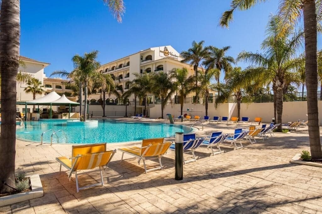 Отель Mirachoro Carvoeiro 4*
