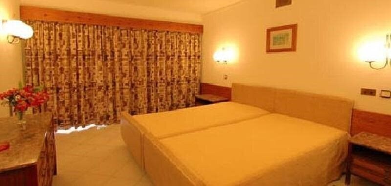 Апартаменти Algar 3*