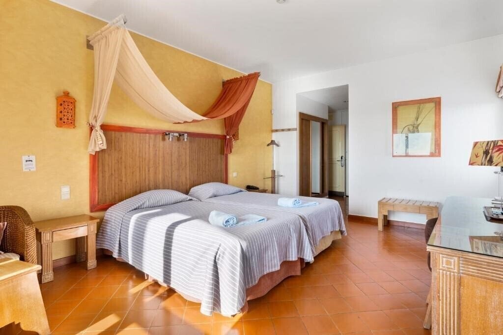 Апартаменты Cerro Da Marina 4*