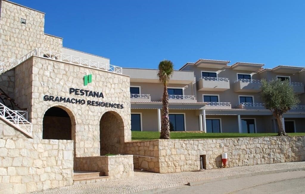 Отель Pestana Gramacho Residences 4*