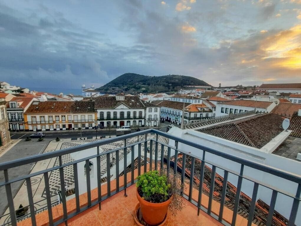 Апартаменты Azoris Angra Garden Hotel 3*