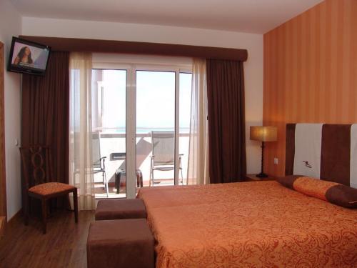 Фото Quarteira Sol 4*