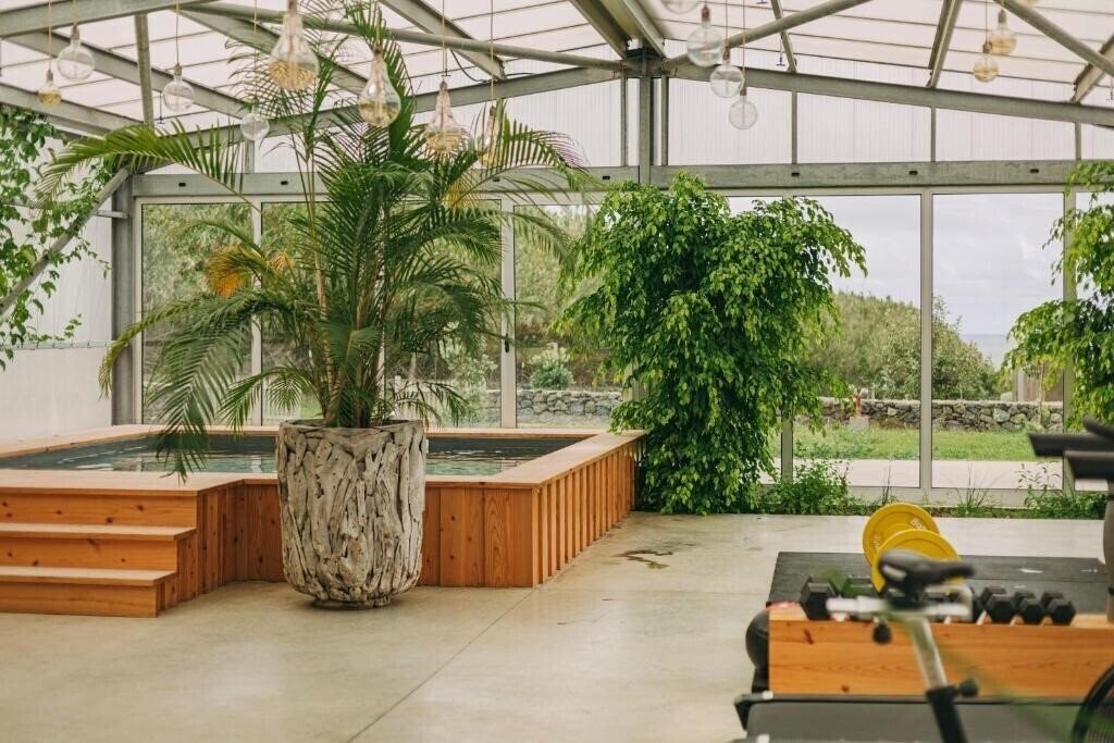 Апартаменти Santa Barbara Eco-Beach Resort 4*