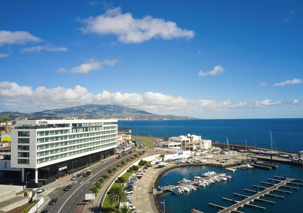 Отель Octant Ponta Delgada 5*