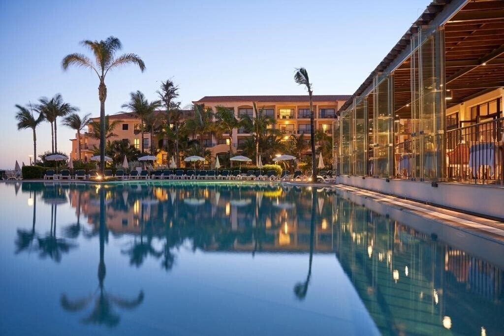 Апартаменты Suite Hotel Eden Mar PortoBay (ex. Suite Hotel Eden Mar) 4*