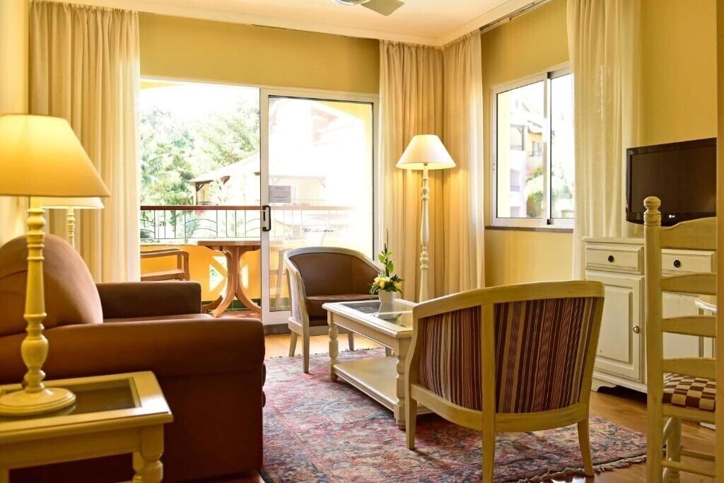 Вид Pestana Village Garden Hotel 4*