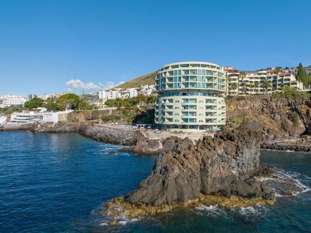 Отель Pestana Vila Lido Madeira 5*