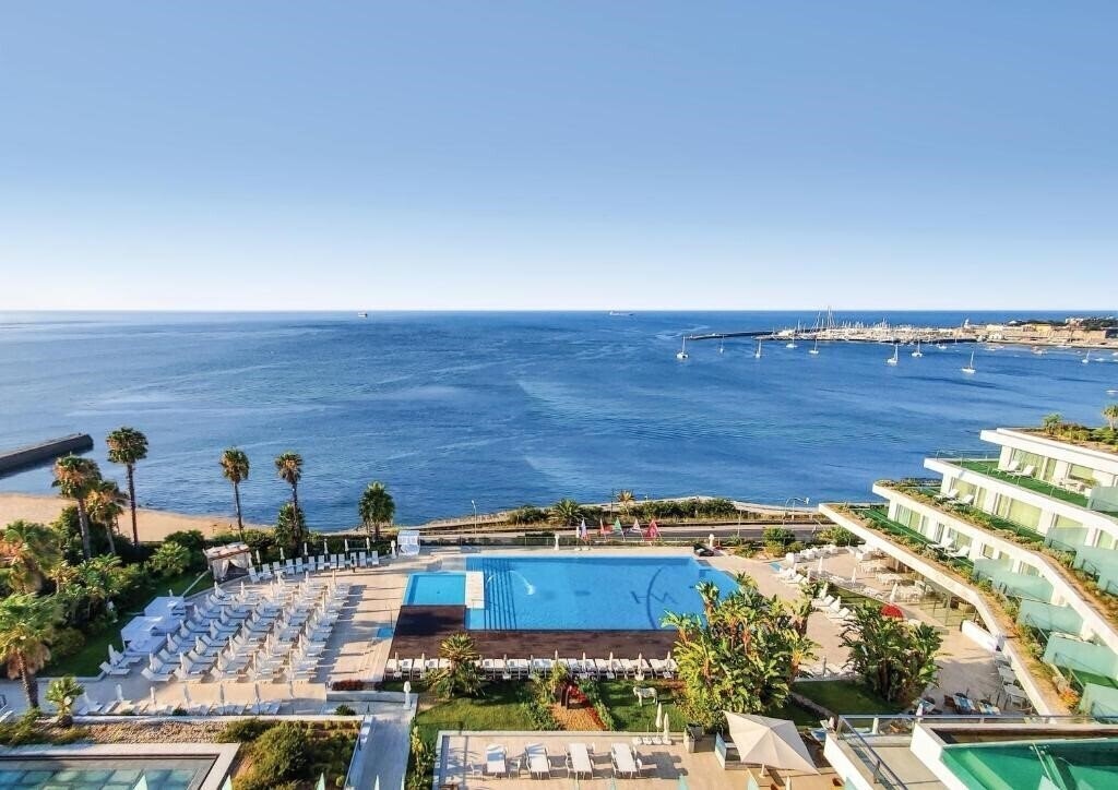 Готель Cascais Miragem 5*